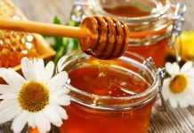 Μέλι: Νοθευμένη η μία στις δύο συσκευασίες – Σήμα κινδύνου από τους Έλληνες μελισσοκόμους